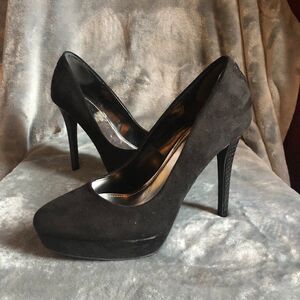 Women's JENNIFER LOPEZ Women's Black Heels Size 6M